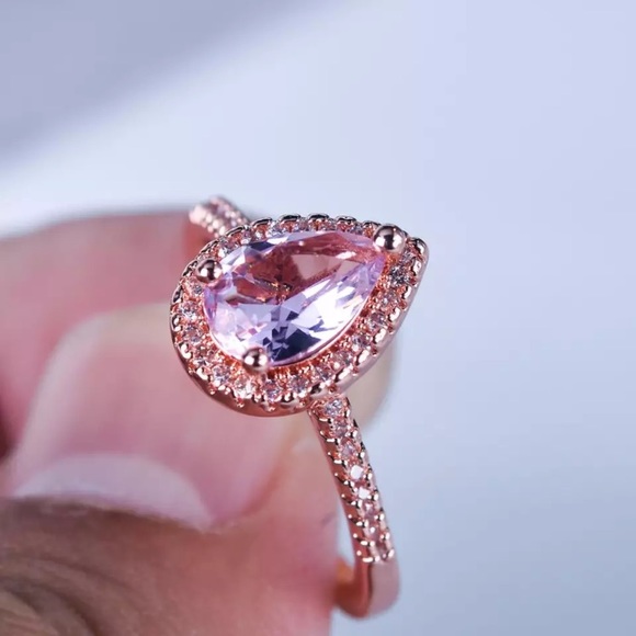 NEW 🌸 Rose Gold over Sterling Pink Pear cut Ring - Picture 3 of 7